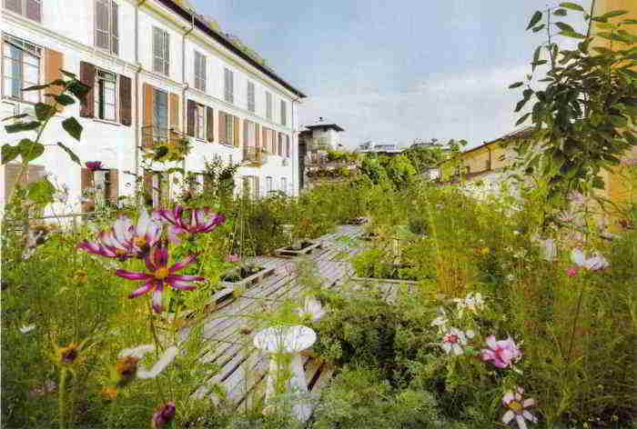 Piuarch, Orto fra i cortili, Milano. Foto courtesy Piuarch. Piuarch, Orto fra i cortili, Milano. Foto courtesy Piuarch.
